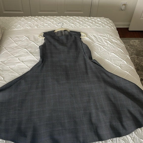 Yaly Couture Tailored Dress, size 6 - Picture 11 of 16